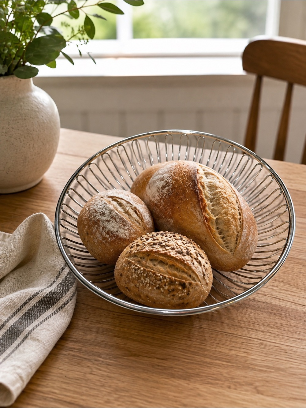 International Silverplate Wire Basket Mid Century Style Fruit Bread Bowl